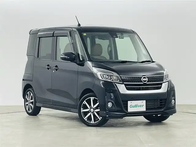 日産 デイズ ルークス HWS X Vセレクション 福島県 2018(平30)年 2.4万km ブラック 純正HDDナビゲーション/型式：MM318D-W/【AM/FM/CD/DVD/SD/AUX/Bluetooth/フルセグTV】/・前後ドライブレコーダー/衝突軽減ブレーキ/車線逸脱警報装置/オートマチックハイビーム/両側パワースライドドア/LEDヘッドライト/・フロントフォグライト/・オートライト/ステアリングスイッチ/横滑り防止装置/アイドリングストップ/ABS/純正15インチアルミホイール/電動格納ウィンカーミラー/プッシュスタート/・スマートキー/・スペアキー/取扱説明書/・保証書