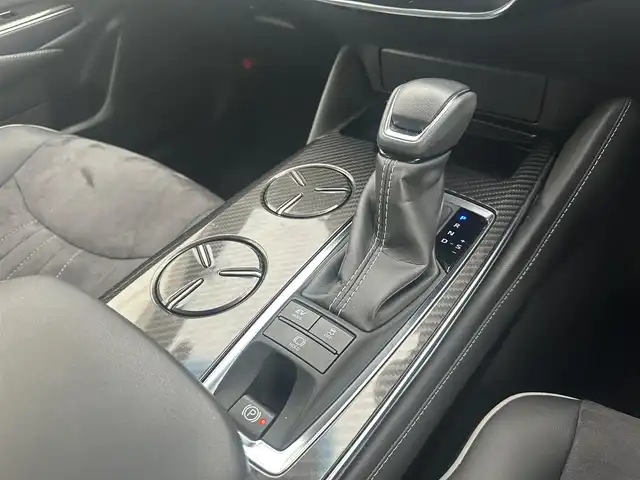 トヨタ クラウン ハイブリッド RS アドバンス 岐阜県 2020(令2)年 8.4万km ホワイトパールクリスタルシャイン ワンオーナー/純正ナビ/フルセグTV/バックカメラ/ヘッドアップディスプレイ/トヨタセーフティセンス/プリクラッシュセーフティ/車線逸脱警報/ブラインドスポットモニター/リアクロストラフィックアラート/パドルシフト/純正１８インチアルミ/ハーフレザーシート/シートヒーター/ステアリングヒーター/シーケンシャルターンランプ/ビルトインETC/保証書/取扱説明書/スペアキー
