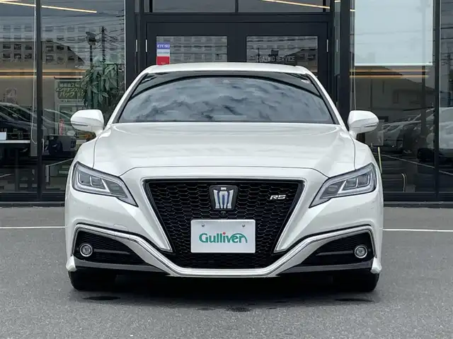 トヨタ クラウン ハイブリッド RS アドバンス 茨城県 2018(平30)年 0.8万km ホワイトパールクリスタルシャイン 純正ナビ/【AM・FM・TV・BT・ＣＤ・ＤＶＤ・ＳＤ・ＵＳＢ・TV・AUX】/パワーシート/シートメモリ/シートヒーター/ステアリングヒーター/パドルシフト/デジタルインナーミラー/パーキングアシスト/レーダークルコン/ETC/全方位カメラ/電動リアサンシェード/ブレーキホールド/BSM/HUD/100V電源