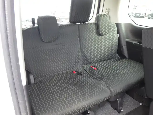 日産 セレナ ハイウェイスター V 千葉県 2020(令2)年 5.3万km ブリリアントホワイトパール 禁煙車/8人乗り/純正10インチナビ(BT/フルセグ/ラジオ/CD/DVD)/アラウンドビューモニター/純正フリップダウンモニター/エマージェンシーブレーキ/コーナーセンサー/BSM(ブラインドスポットモニター)/オートハイビーム/クルーズコントロール/純正ドライブレコーダー(前後)/ビルドインETC/2・3列目シートバックテーブル/純正フロアマット/純正ドアバイザー/TVキャンセラー/スペアキー