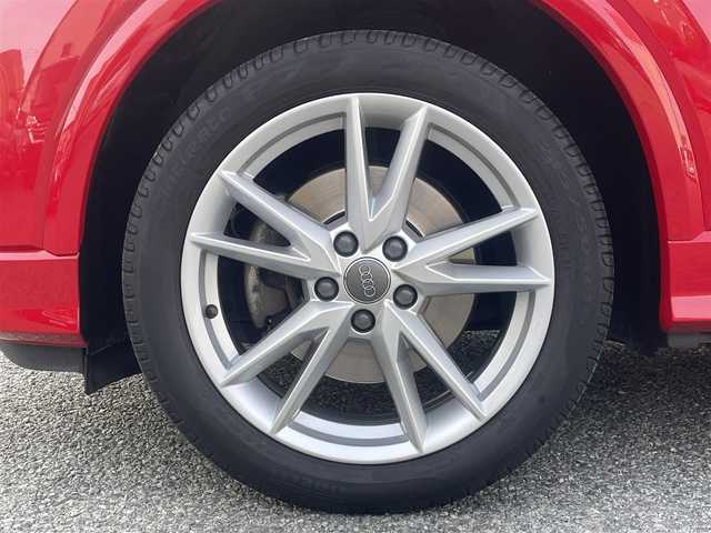 アウディ Ｑ２ 1stエディション 兵庫県 2017(平29)年 5.7万km 赤 /125台限定モデル//S lineパッケージ//18インチAW//Audiバーチャルコックピット//オートマチックテールゲート//純正MMIナビ//地デジ/DVD/BT/USB/AUX//Apple Car Play/Android Auto//バックカメラ//ハーフレザーシート/シートヒーター//ETC//パドルシフト//スマートキー//ドライブレコーダー//パーキングエイド//Audiプレセンス//Audiサイドアシスト//Audiアクティブレーンアシスト//アダプティブクルーズコントロール//R1/2/3/6年ディーラー記録簿