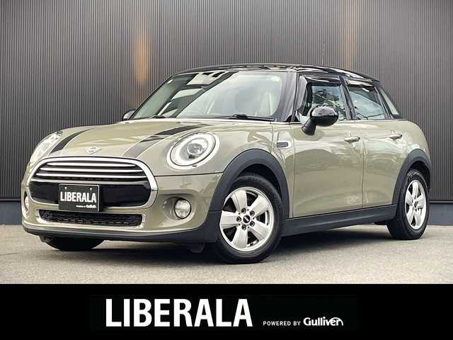 ＭＩＮＩ ミニ クーパー 長野県 2019(平31)年 2.9万km エメラルドグレー ・後期型 /・黒革シート /・シートヒーター /・ナビ /・バックカメラ /・ETC /・LEDヘッドライト/・LEDフォグライト /・インテリジェントセーフティ /・アイドリングストップ /・アンビエントライト