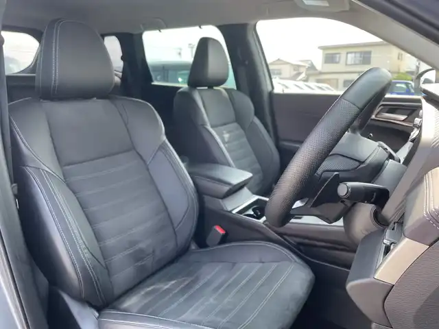 三菱 アウトランダー ＰＨＥＶ G 神奈川県 2023(令5)年 1.3万km チタニウムグレーメタリック ワンオーナー　/純正メモリナビ　BT/AppleCarPlay/AndoroidAuto/USB typeC/全周囲モニター　/パドルシフト　/AC1500W電源　/ワイヤレス充電　/レーダークルーズコントロール　/ステアリングヒーター/ヒートシーター　/パワーシート/ハーフレザーシート/前後コーナーセンサー　/クリアランスソナー　/ETC2.0　/電動格納ミラー/純正フロアマット/純正AW/ABS/横滑り防止装置/盗難防止装置/LEDヘッド/フォグランプ