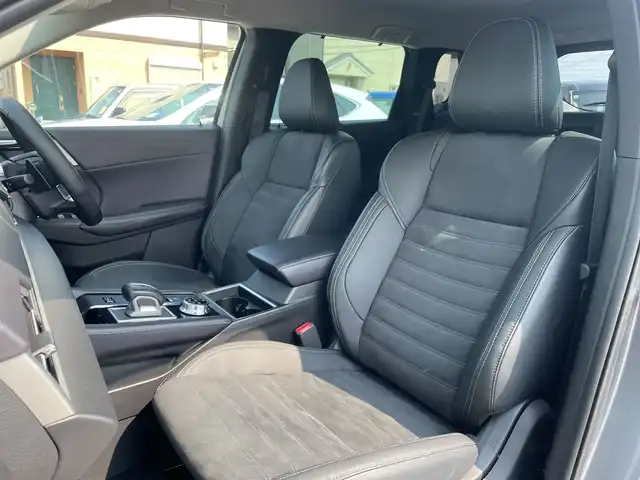 三菱 アウトランダー ＰＨＥＶ G 神奈川県 2023(令5)年 1.3万km チタニウムグレーメタリック ワンオーナー　/純正メモリナビ　BT/AppleCarPlay/AndoroidAuto/USB typeC/全周囲モニター　/パドルシフト　/AC1500W電源　/ワイヤレス充電　/レーダークルーズコントロール　/ステアリングヒーター/ヒートシーター　/パワーシート/ハーフレザーシート/前後コーナーセンサー　/クリアランスソナー　/ETC2.0　/電動格納ミラー/純正フロアマット/純正AW/ABS/横滑り防止装置/盗難防止装置/LEDヘッド/フォグランプ