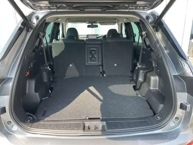 三菱 アウトランダー ＰＨＥＶ G 神奈川県 2023(令5)年 1.3万km チタニウムグレーメタリック ワンオーナー　/純正メモリナビ　BT/AppleCarPlay/AndoroidAuto/USB typeC/全周囲モニター　/パドルシフト　/AC1500W電源　/ワイヤレス充電　/レーダークルーズコントロール　/ステアリングヒーター/ヒートシーター　/パワーシート/ハーフレザーシート/前後コーナーセンサー　/クリアランスソナー　/ETC2.0　/電動格納ミラー/純正フロアマット/純正AW/ABS/横滑り防止装置/盗難防止装置/LEDヘッド/フォグランプ