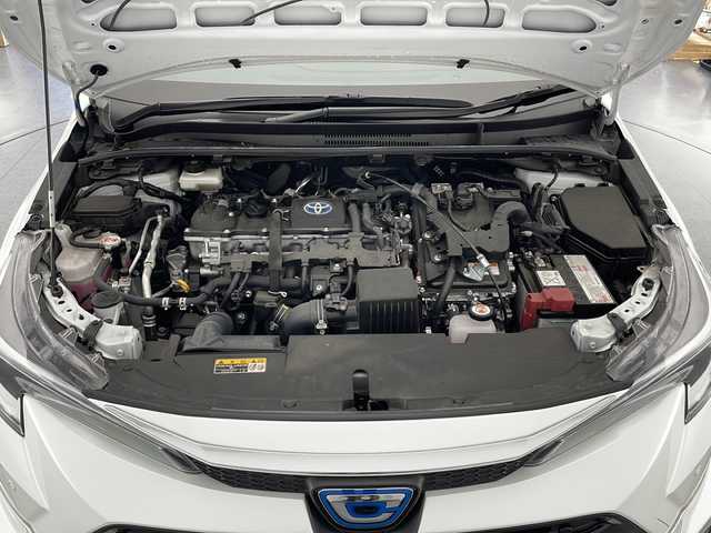 トヨタ カローラツーリング ハイブリッド ダブルバイビー 長野県 2023(令5)年 4.1万km プラチナホワイトパールマイカ 4WD/モデリスタフルエアロ/純正ディスプレイオーディオ&BT/トヨタセーフティセンス/アダプティブクルーズコントロール/レーンディパーチャーアラート/プリクラッシュセーフティ/パーキングサポートブレーキ/ブラインドスポットモニター/リアクロストラフィックアラート/ロードサインアシスト/オートマチックハイビーム/ハーフレザーシート/前席シートヒーター/革巻きステアリング/ステアリングスイッチ/ステアリングヒーター/バックカメラ/ビルトインETC2.0/LEDヘッドライト/オートライト/フロントフォグランプ/電動格納ミラー/ウィンカーミラー/ドアミラーヒーター/電動ホールド/オートホールド/純正17インチAW装着/純正フロアマット/ドアバイザー/ルーフレール/プッシュスタート/スマートキー/取扱説明書/保証書