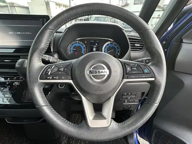 日産 ルークス 愛知県 2020(令2)年 5.1万km アトランティックブルー サイドバイザー/純正フロアマット/両側パワースライドドア/純正SDナビ/FM/AM/BT/CD/SD/USB/フルセグTV/アラウンドビューモニター/衝突被害被害軽減ブレーキ/クリアランスソナー/ビルトインETC/純正ドラレコ/15インチ純正AW/LEDヘッドライト/オートライト/フォグランプ/アイドリングストップ/保証書/取扱説明書/スマートキー