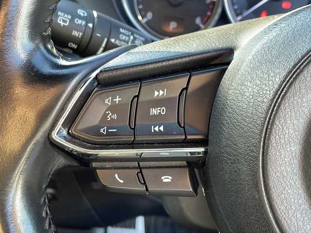 マツダ ＣＸ－８ XD プロアクティブ 新潟県 2017(平29)年 13.6万km スノーフレイクホワイトパールマイカ 4WD/BOSEサウンドシステム/純正ナビ/(BT/フルセグTV)/フリップダウンモニター/メモリーパワーシート(運転席)/パワーシート(助手席)/シートヒーター/ステアリングヒーター/アダプティブクルーズコントロール/全方位カメラ/バックカメラ/ヘッドアップディスプレイ/衝突被害軽減システム/パワーバックドア/ドライブレコーダー/ルーフレール