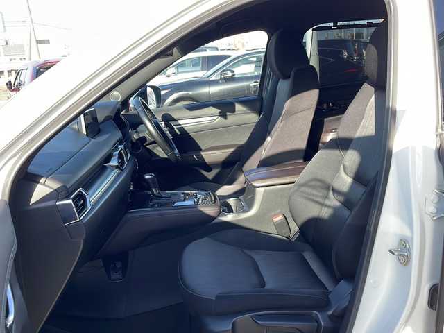 マツダ ＣＸ－８ XD プロアクティブ 新潟県 2017(平29)年 13.6万km スノーフレイクホワイトパールマイカ 4WD/BOSEサウンドシステム/純正ナビ/(BT/フルセグTV)/フリップダウンモニター/メモリーパワーシート(運転席)/パワーシート(助手席)/シートヒーター/ステアリングヒーター/アダプティブクルーズコントロール/全方位カメラ/バックカメラ/ヘッドアップディスプレイ/衝突被害軽減システム/パワーバックドア/ドライブレコーダー/ルーフレール
