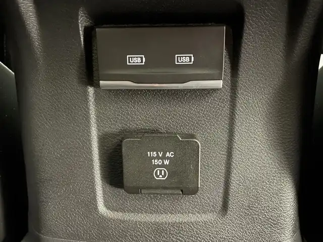 クライスラー・ジープ ジープ ラングラー アンリミテッド サハラ 愛知県 2021(令3)年 4.3万km ブラック 純正８．４型ナビ　サンルーフ　ＢＳＭ　黒革　禁煙　フロントバックカメラ　追従クルコン　ＥＴＣ２．０　ドラレコ　ミラーヒーター　ステアリングヒーター　シートヒーター　ＵＳＢ　コーナーセンサー　純正マット　１００V充電　アイドリングストップ　プッシュスタート　スマートキー