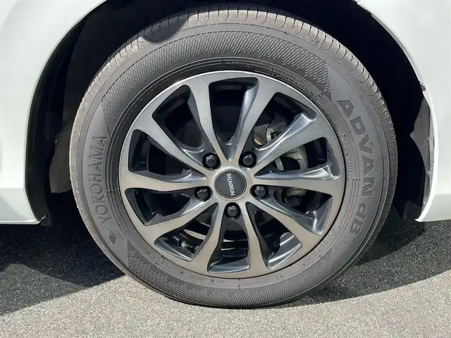 ホンダ フリード G ホンダセンシング 奈良県 2017(平29)年 5.4万km ホワイトオーキッドパール 純正ナビ（VXM-174VFXi)/（フルセグ/BT/CD/DVD)/レーダークルーズコントロール/バックカメラ/衝突軽減システム/レーンキープアシスト/両側パワースライドドア/後席サンシェード/オートライト/LEDヘッドライト/前後ドライブレコーダー/ETC/BALMINUM15インチAW