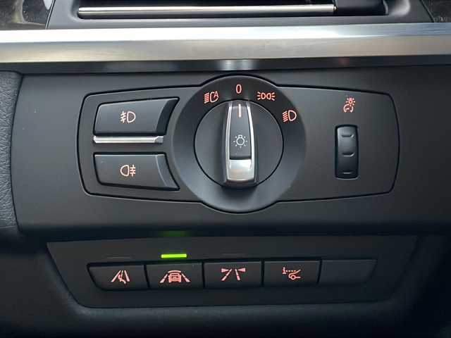 ＢＭＷ ６５０ｉ クーペ Mスポーツ 山口県 2016(平28)年 0.9万km アルピンホワイトⅢ Ｈａｒｍａｎ　Ｋａｒｄｏｎ　/サンルーフ　/黒革レザーシート/純正ナビ　/AM/FMBluetooth/CD/DVD/AUX/フルセグTV/バックカメラ　/ターボ　/ヘッドアップディスプレイ　/クリアランスソナー　/ＬＥＤヘッドライト　/オートライト、オートマチックハイビーム/純正20インチアルミホイール　/オートクルーズコントロール/前後型ドライブレコーダー/衝突被害軽減ブレーキ/プッシュスタート/WAC/社外フロアマット/取扱説明書