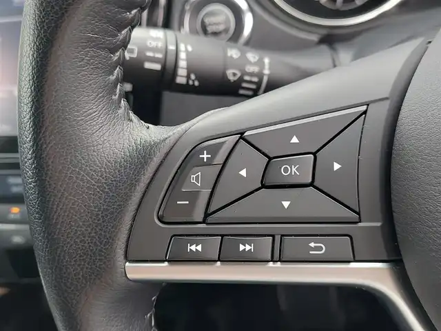 日産 エクストレイル 20Xi 東京都 2021(令3)年 3万km ダイヤモンドブラック エマージェンシーブレーキ/プロパイロット/車線逸脱防止支援/コーナーセンサー/アラウンドビューモニター/インテリジェントルームミラー/プッシュスタート/アイドリングストップ/MTモード付きAT/純正ナビ/フルセグTV/ETC/ドライブレコーダー/パワーシート/シートヒーター/パワーバックドア/LEDヘッドライト/ドアバイザー/18インチ純正アルミホイール/スマートキー