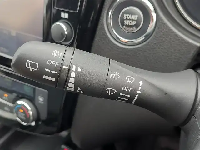 日産 エクストレイル 20Xi 東京都 2021(令3)年 3万km ダイヤモンドブラック エマージェンシーブレーキ/プロパイロット/車線逸脱防止支援/コーナーセンサー/アラウンドビューモニター/インテリジェントルームミラー/プッシュスタート/アイドリングストップ/MTモード付きAT/純正ナビ/フルセグTV/ETC/ドライブレコーダー/パワーシート/シートヒーター/パワーバックドア/LEDヘッドライト/ドアバイザー/18インチ純正アルミホイール/スマートキー