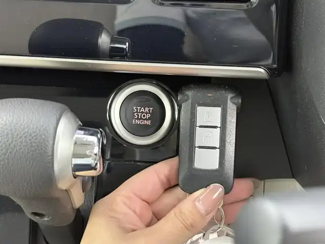 日産 デイズ ルークス X 大阪府 2016(平28)年 2.1万km ホワイトパール 社外ナビ(carozzerria/AVIC-HRZ88)/アラウンドビューモニター/片側パワースライドドア/ハロゲンヘッドライト/純正フロアマット/衝突軽減システム/横滑り防止機能/スマートキー/ETC