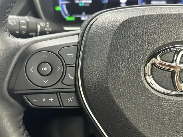 トヨタ カローラ クロス ハイブリッド Z 熊本県 2024(令6)年 1.1万km アティチュードブラックマイカ/プラチナホワイトパールマイカ ワンオーナー　/禁煙車　/モデリスタエアロフル　/１０．５インチディスプレイオーディオ（ＡｐｐｌＣａｒＰｌａｙ・ＡｎｄｒｏｉｄＡｕｔｏ・ＢＴ・フルセグ）/アラウンドビューモニター/社外前後ドライブレコーダー/トヨタセーフティーセンス/・プリクラッシュセーフティ/・レーンディパーチャーアラート/・ブラインドスポットモニター/・リアクロストラフィックアラート/・駐車時支援パーキングサポートシステム/・ロードサインアシスト/・レ前席シートヒーター/・レーーダークルーズコントロール/横滑り防止/前席シートヒーター/運転席パワーシート/ハーフレザーシート/デジタルインナーミラー/ルーフレール/純正フロアマット/純正１８インチAW/オートライト/オートマチックハイビーム/LEDヘッドライト/フォグライト/スマートキー/プッシュスタート/スペアキー1本/保証書/取扱説明書