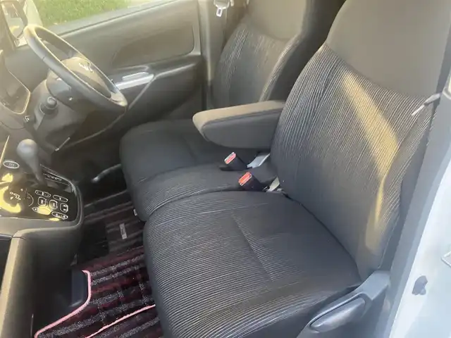 日産 デイズ ルークス ハイウェイスターX Gパッケージ 愛知県 2015(平27)年 1.1万km ホワイトパール ワンオーナー/エマージェンシーブレーキ/衝突回避ブレーキサポート/アラウンドビューモニター/社外メモリナビTV/インテリジェントキー×2ケ/プッシュスタート/リアサーキュレーター/タッチパネル式オートエアコン/両側パワースライドドア/保証書取説有り