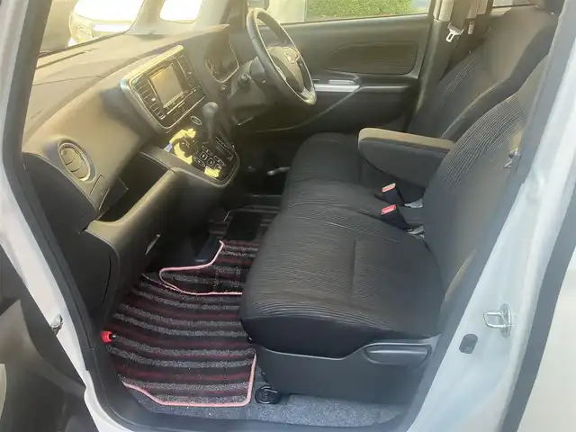 日産 デイズ ルークス ハイウェイスターX Gパッケージ 愛知県 2015(平27)年 1.1万km ホワイトパール ワンオーナー/エマージェンシーブレーキ/衝突回避ブレーキサポート/アラウンドビューモニター/社外メモリナビTV/インテリジェントキー×2ケ/プッシュスタート/リアサーキュレーター/タッチパネル式オートエアコン/両側パワースライドドア/保証書取説有り