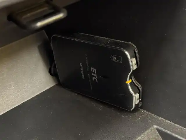 マツダ ロードスター S RHT 群馬県 2009(平21)年 3.9万km アルミニウムメタリック 純正SDナビ/　　BT/ワンセグ/SD/    CD/DVD/AM/FM/バックカメラ/RECAROバケットシート/LARGUS車高調/HKSマフラー/BLITZスロットルコントローラー/HIDヘッドライト/フォグランプ/社外17AW/ブルーミラー/本革巻ステアリング/スマートキー/前後ドライブレコーダー/ETC