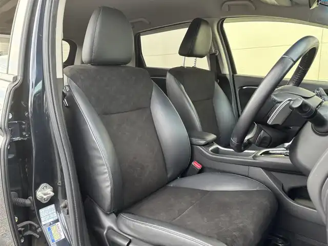 ホンダ シャトル ハイブリッド X スタイルエディション 茨城県 2016(平28)年 6.8万km ミッドナイトブルービームM 純正ナビ/FM・TV・BT・CD/バックカメラ/あんしんパッケージ/クルーズコントロール/ステアリングスイッチ/パドルシフト/MTモードAT/フロアマット純正/純正LED/オートマチックハイビーム/カーテンエアバック/ETC