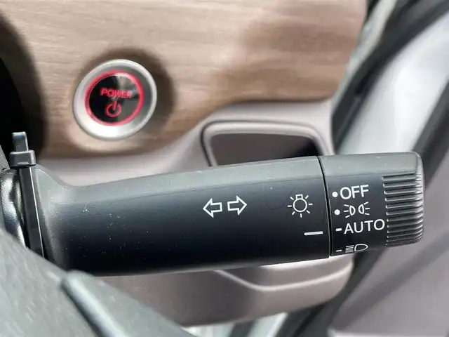 ホンダ フリード ハイブリット G ホンダセンシング 島根県 2020(令2)年 2.1万km プラチナホワイトパール 禁煙車/純正９インチメモリナビ　/フルセグＴＶ　/ＤＶＤ再生　/Ｂｌｕｅｔｏｏｔｈ接続　/バックカメラ　/ＥＴＣ　/前後ドライブレコーダー/両側パワースライドドア　/アダプティブクルーズコントロール　/衝突軽減ブレーキ　/レーンキープアシスト/後方コーナーセンサー　/前席シートヒーター　/スマートキー/純正ＬＥＤヘッドライト　/純正１５インチアルミホイール/純正フロアマット