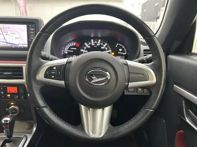 ダイハツ コペン セロ 福岡県 2016(平28)年 8.1万km ブリティッシュグリーンマイカ ワンオーナー/純正ナビ（AM/FM/BT/CD/DVD/フルセグTV）/純正フロアマット/社外１５インチアルミホイール（humanline）/全席シートヒーター/横滑り防止装置/LEDヘッドライト/バックカメラ/ETC/ステアリングスイッチ/オートエアコン/プッシュスタート/パワーステアリング/パワーウインドウ/スマートキー/スペアキー×１/取扱説明書/保証書/記録簿
