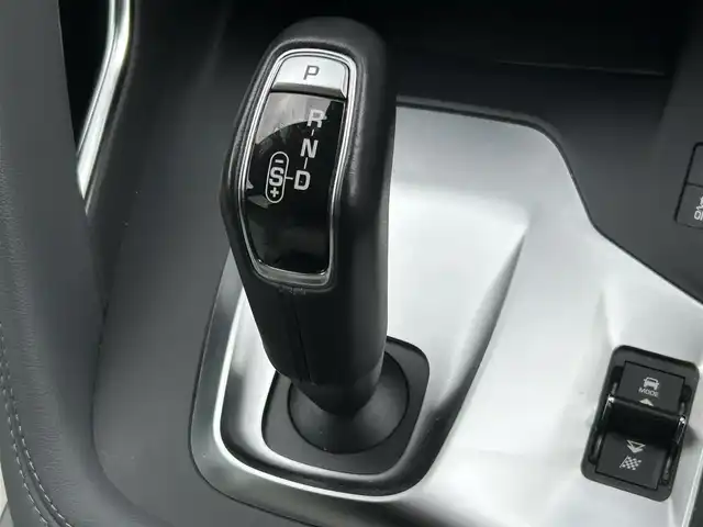 ジャガー Ｅペース S 180PS 茨城県 2020(令2)年 3.6万km 黒 1オーナー /ACC /LKA /BSM /純正ナビ /ＣarＰlay /360度カメラ /フルセグ /ベージュ革 /シートヒーター /パワーシート /ステアリングヒーター /パワーバックドア /LED /純正19インチAW