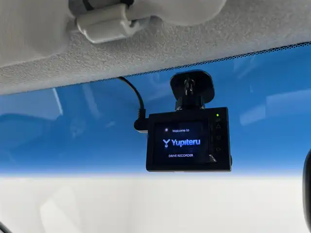 ホンダ ステップワゴン スパーダ Z クールスピリット 兵庫県 2013(平25)年 6.1万km プレミアムスパークルブラックパール 純正9インチナビ(フルセグ/CD/DVD/Bluetooth)/フリップダウンモニター/社外エアサス/社外ウーファー/社外エアロ/社外ステアリング/社外アルミホイール/社外マフラー/LEDヘッドライト/社外LEDフォグランプ/ビルトインETC/両側パワースライドドア/パドルシフト/アイドリングストップ/社外テールライト