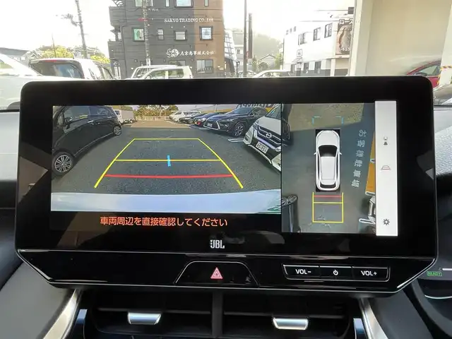 トヨタ ハリアー ハイブリッド Z レザーパッケージ 静岡県 2024(令6)年 0.6万km プラチナホワイトパールマイカ ワンオーナー/純正ナビ/フルセグTV/BT/USB/JBLサウンドシステム/全方位カメラ/デジタルインナーミラー/黒革シート/前席シートヒーター/エアシート/前席パワーシート/運転席シートメモリー/プリクラッシュセーフティ/レーンキープアシスト/レーダークルーズコントロール/オートハイビーム/クリアランスソナー/ブラインドスポットモニター/ヘッドアップディスプレイ/パワーバックドア/ビルトインETC2.0/ステアリングヒーター/スマートキー×2/保証書/取扱説明書/R7点検記録簿有