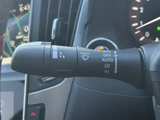 日産 スカイライン ニスモ 愛知県 2023(令5)年 0.6万km 白 ワンオーナー/1000台限定車/純正メモリーナビ/BOSEサウンド/全周囲アラウンドビューモニター/DTV、ETC2.0/電動ガラスサンルーフ/NISMO専用オプション