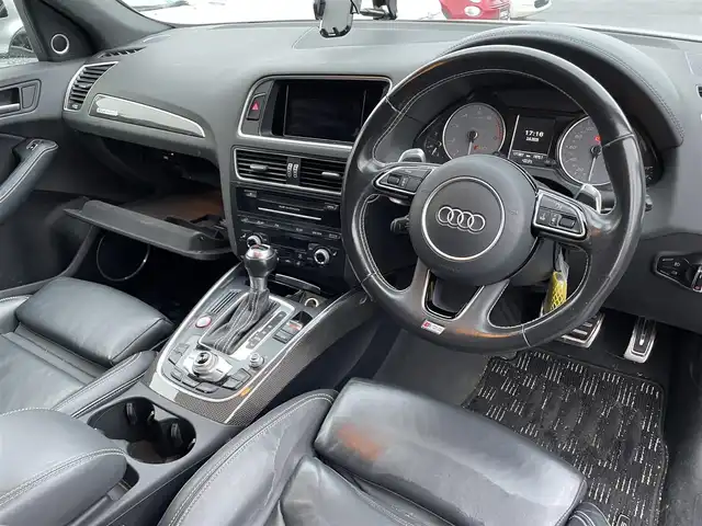 アウディ ＳＱ５ クワトロ 香川県 2015(平27)年 17.2万km グレイシアホワイトメタリック スマートキー/パドルシフト/ACC/パワーシート/シートヒーター/ブラックレザーシート/ETC/純正２１インチアルミ/コーナーセンサー/ウィンカーミラー/ルーフレール/オートライト/BSM/BANG&OLUFSEN