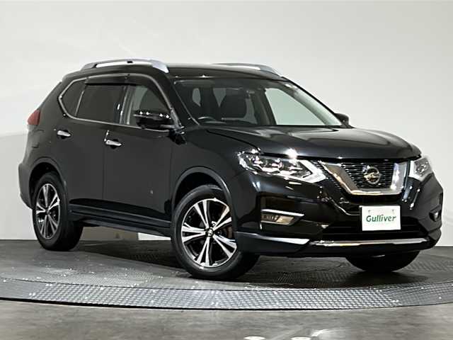 日産 エクストレイル 愛媛県 2020(令2)年 5.7万km ダイヤモンドブラック ・純正９型ナビ（フルセグＴＶ・ＢＴ・ＦＭＡＭ・ＣＤＤＶＤ・ＵＳＢ接続・ＡＵＸ）/・全方位カメラ　/・前方ドラレコ/・ＥＴＣ　/・10インチフリップダウンモニター　/・プロパイロット　/・パワーバックドア　/・全席シートヒーター/・アイドリングストップ/・横滑り防止/・デジタルインナーミラー/・踏み間違い防止