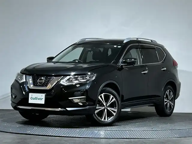 日産 エクストレイル 愛媛県 2020(令2)年 5.7万km ダイヤモンドブラック ・純正９型ナビ（フルセグＴＶ・ＢＴ・ＦＭＡＭ・ＣＤＤＶＤ・ＵＳＢ接続・ＡＵＸ）/・全方位カメラ　/・前方ドラレコ/・ＥＴＣ　/・10インチフリップダウンモニター　/・プロパイロット　/・パワーバックドア　/・全席シートヒーター/・アイドリングストップ/・横滑り防止/・デジタルインナーミラー/・踏み間違い防止