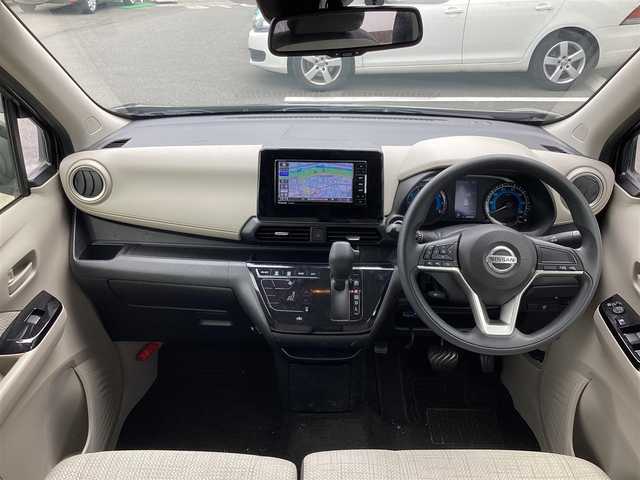 日産 デイズ X 佐賀県 2020(令2)年 6.7万km アッシュブラウンM 社外SDナビ/フルセグ/バックカメラ・全周囲カメラ/Bluetooth/ETC/スマートキー×2/プッシュスタート/ドラレコ/衝突被害軽減ブレーキ/レーンキープアシスト/コーナーセンサー