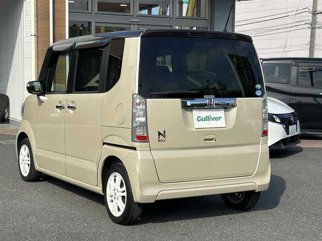 ホンダ Ｎ ＢＯＸ G SSパッケージ 埼玉県 2016(平28)年 4万km プレミアムアイボリーパール2トーン 社外メモリーナビ/バックカメラ/両側パワースライドドア/CTBA/ビルトインETC/ディスチャージライト