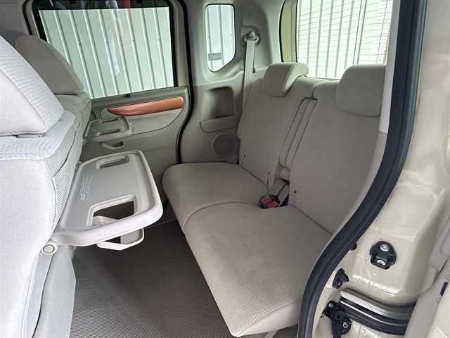 ホンダ Ｎ ＢＯＸ G SSパッケージ 埼玉県 2016(平28)年 4万km プレミアムアイボリーパール2トーン 社外メモリーナビ/バックカメラ/両側パワースライドドア/CTBA/ビルトインETC/ディスチャージライト