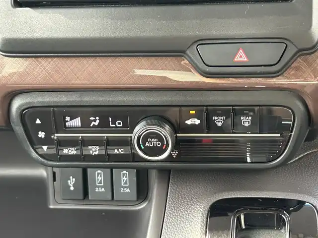 ホンダ Ｎ ＢＯＸ G･EX Hセンシング カッパーブラウンスタイル 奈良県 2019(令1)年 3.6万km プラチナホワイトパール 純正ナビ　/フルセグＴＶ/BT/CD/DVD/USB/SD/iPod/AUX　/バックカメラ　/両側パワースライドドア　/ビルトインＥＴＣ　/追従型クルーズコントロール　/ホンダセンシング　/ＬＥＤヘッドライト　/スマートキー　/ウォークスルー　/衝突被害軽減システム/AAC/横滑り防止装置/盗難防止装置/レーンキープアシスト