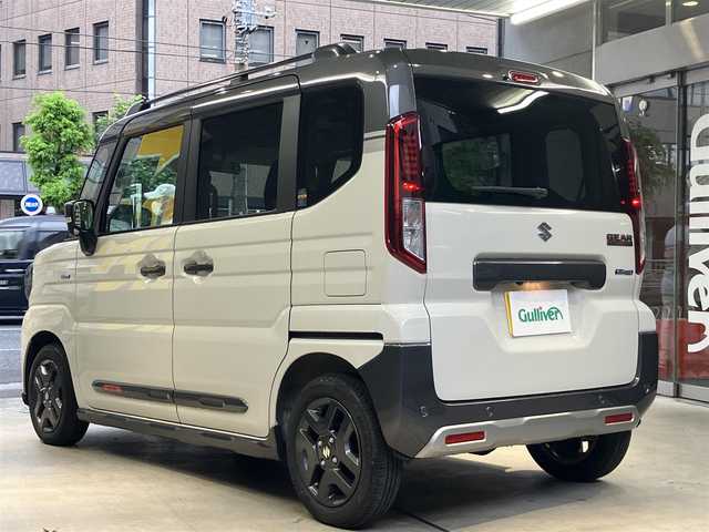 スズキ スペーシア ギア HYBRID XZターボ 東京都 2024(令6)年 0.6万km ベージュ ワンオーナー/セーフティサポート/・デュアルセンサーブレーキサポート2/・誤発進抑制機能（前後）/・低速時ブレーキサポート（前後）/・車線逸脱警告機能/・車線維持支援機能/・ふらつき警告機能/・発進お知らせ機能/・ハイビームアシスト/・アダクティブクルーズコントロール/・標識認識機能/9インチメモリーナビ/アランドビューモニター/ハンドルヒーター/シートヒーター/パドルシフト/Apple CarPlay /AndroidAuto/USBソケット/Bluetooth /フルセグテレビ/LEDヘッドライト・フォグランプ/保証書・取扱説明書