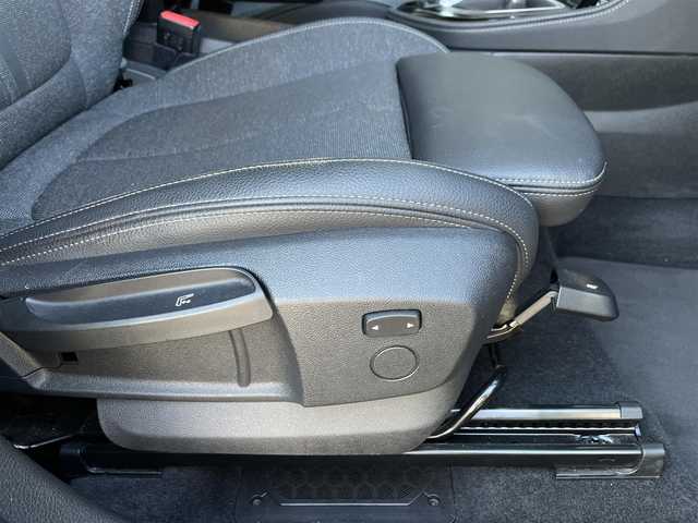 ＢＭＷ ２１８ｉ グランツアラー スポーツ 長野県 2018(平30)年 3万km サファイアブラックP ドライビングアシストプラス/ＡＣＣ（アクティブクルーズコントロール）/ＨＵＤ（ヘッドアップディスプレイ）/コンフォートＰＫＧ/ハーフレザー/シートヒーター/純正ナビ/バックカメラ　/ＬＥＤヘッドライト/パワーバックドア/ＰＤＣ（パークディスタンスコントロール）/スマートキー/インテリジェントセーフティ