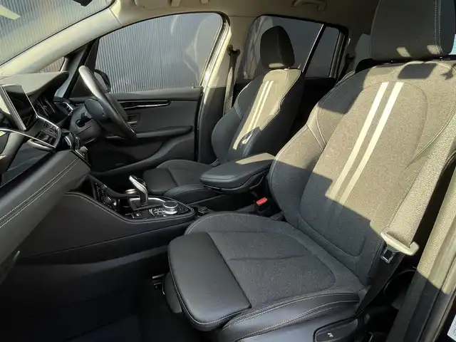 ＢＭＷ ２１８ｉ グランツアラー スポーツ 長野県 2018(平30)年 3万km サファイアブラックP ドライビングアシストプラス/ＡＣＣ（アクティブクルーズコントロール）/ＨＵＤ（ヘッドアップディスプレイ）/コンフォートＰＫＧ/ハーフレザー/シートヒーター/純正ナビ/バックカメラ　/ＬＥＤヘッドライト/パワーバックドア/ＰＤＣ（パークディスタンスコントロール）/スマートキー/インテリジェントセーフティ