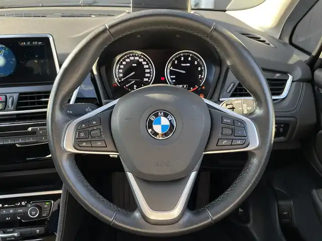 ＢＭＷ ２１８ｉ グランツアラー スポーツ 長野県 2018(平30)年 3万km サファイアブラックP ドライビングアシストプラス/ＡＣＣ（アクティブクルーズコントロール）/ＨＵＤ（ヘッドアップディスプレイ）/コンフォートＰＫＧ/ハーフレザー/シートヒーター/純正ナビ/バックカメラ　/ＬＥＤヘッドライト/パワーバックドア/ＰＤＣ（パークディスタンスコントロール）/スマートキー/インテリジェントセーフティ