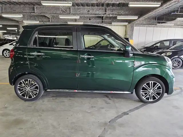 ダイハツ キャスト スタイル G VS SAⅢ 鹿児島県 2020(令2)年 2.3万km ダークエメラルドマイカ ワンオーナー/純正8型ナビ/　(Bluetooth/CD/DVD)/フルセグTV/バックカメラ/ビルトインETC/ドライブレコーダー/コーナーセンサー/スマートアシスト3/・衝突回避支援ブレーキ機能/・衝突警報機能/・車線逸脱警報機能/・誤発進抑制制御機能/・先行車発進お知らせ機能/・オートハイビーム/LEDヘッドランプ/ステアリングスイッチ/スエード調ファブリックシート/レザー調シートカバー付/純正15インチアルミホイール/キーフリーシステム/プッシュボタンスタート/禁煙車