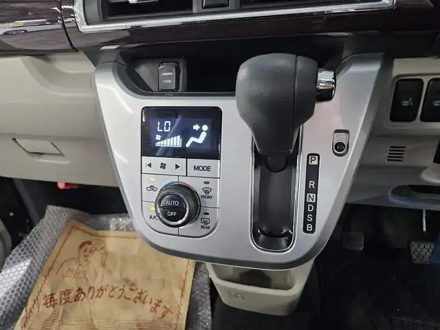 ダイハツ キャスト スタイル G VS SAⅢ 鹿児島県 2020(令2)年 2.3万km ダークエメラルドマイカ ワンオーナー/純正8型ナビ/　(Bluetooth/CD/DVD)/フルセグTV/バックカメラ/ビルトインETC/ドライブレコーダー/コーナーセンサー/スマートアシスト3/・衝突回避支援ブレーキ機能/・衝突警報機能/・車線逸脱警報機能/・誤発進抑制制御機能/・先行車発進お知らせ機能/・オートハイビーム/LEDヘッドランプ/ステアリングスイッチ/スエード調ファブリックシート/レザー調シートカバー付/純正15インチアルミホイール/キーフリーシステム/プッシュボタンスタート/禁煙車