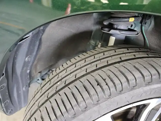 ダイハツ キャスト スタイル G VS SAⅢ 鹿児島県 2020(令2)年 2.3万km ダークエメラルドマイカ ワンオーナー/純正8型ナビ/　(Bluetooth/CD/DVD)/フルセグTV/バックカメラ/ビルトインETC/ドライブレコーダー/コーナーセンサー/スマートアシスト3/・衝突回避支援ブレーキ機能/・衝突警報機能/・車線逸脱警報機能/・誤発進抑制制御機能/・先行車発進お知らせ機能/・オートハイビーム/LEDヘッドランプ/ステアリングスイッチ/スエード調ファブリックシート/レザー調シートカバー付/純正15インチアルミホイール/キーフリーシステム/プッシュボタンスタート/禁煙車