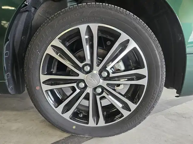 ダイハツ キャスト スタイル G VS SAⅢ 鹿児島県 2020(令2)年 2.3万km ダークエメラルドマイカ ワンオーナー/純正8型ナビ/　(Bluetooth/CD/DVD)/フルセグTV/バックカメラ/ビルトインETC/ドライブレコーダー/コーナーセンサー/スマートアシスト3/・衝突回避支援ブレーキ機能/・衝突警報機能/・車線逸脱警報機能/・誤発進抑制制御機能/・先行車発進お知らせ機能/・オートハイビーム/LEDヘッドランプ/ステアリングスイッチ/スエード調ファブリックシート/レザー調シートカバー付/純正15インチアルミホイール/キーフリーシステム/プッシュボタンスタート/禁煙車