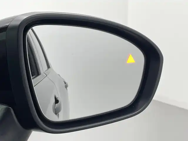 日産 オーラ G 熊本県 2023(令5)年 1.4万km 黒 社外前方ドライブレコーダー　/社外ナビAVN-LBS01　/バックカメラ　/ＥＴＣ　/前後クリアランスソナー　/エマージェンシーブレーキ　/標識認識機能　/レーンキープアシスト/レーンデェパーチャアラート/ブラインドスポットモニター　/ふらつき警報機能/インテリジェントルームミラー/社外フロアマット/純正１７インチAW/オートライト/オートマチックハイビーム/LEDヘッドライト/フォグライト/スマートキー/プッシュスタート/保証書/取扱説明書