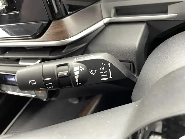 日産 オーラ G 熊本県 2023(令5)年 1.4万km 黒 社外前方ドライブレコーダー　/社外ナビAVN-LBS01　/バックカメラ　/ＥＴＣ　/前後クリアランスソナー　/エマージェンシーブレーキ　/標識認識機能　/レーンキープアシスト/レーンデェパーチャアラート/ブラインドスポットモニター　/ふらつき警報機能/インテリジェントルームミラー/社外フロアマット/純正１７インチAW/オートライト/オートマチックハイビーム/LEDヘッドライト/フォグライト/スマートキー/プッシュスタート/保証書/取扱説明書