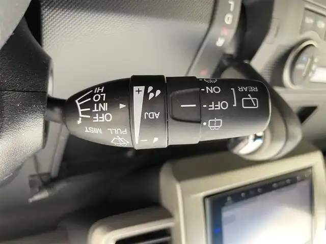 ホンダ フリード スパイク G エアロ 富山県 2014(平26)年 7.1万km プレミアムスパークルブラックパール 純正ナビ（CD DVD bluetooth）/フルセグTV/バックカメラ/ビルトインETC/15インチAW付きスタッドレスタイヤセット積込み/フロントガラス熱線/スマートキー/両側パワースライドドア/オートライト/純正マット、社外バイザー/保証書、取説/スペアキー