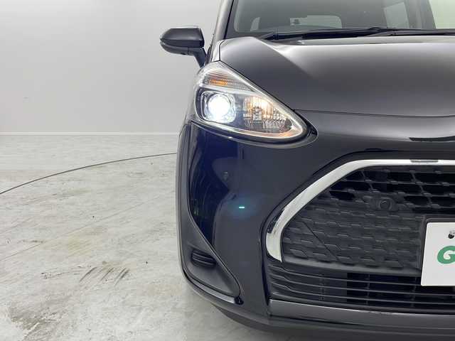 トヨタ シエンタ G セーフティエディション 茨城県 2021(令3)年 1.5万km ブラックマイカ 純正ナビ　フルセグＴＶ　全周囲カメラ　衝突軽減ブレーキ　両側電動スライドドア　シートヒーター　ＬＥＤライト　スマートキー　純正ドライブレコーダー　オートハイビーム　ドライブレコーダー　ＬＤＡ　禁煙車