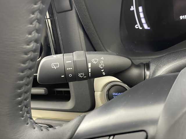 トヨタ シエンタ Z 栃木県 2024(令6)年 1万km ベージュ ワンオーナー/純正10.5インチナビ/フリップダウンモニター/フルセグTV/Bluetooth/バックカメラ/トヨタセーフティーセンス/衝突回避支援ブレーキ/レーンキープアシスト/レーダークルーズコントロール/レーンディパーチャーアラート/アダプティブハイビームシステム/クリアランスソナー/発進遅れ告知機能/両側パワースライドドア/LEDヘッドライト/純正AW/保証書